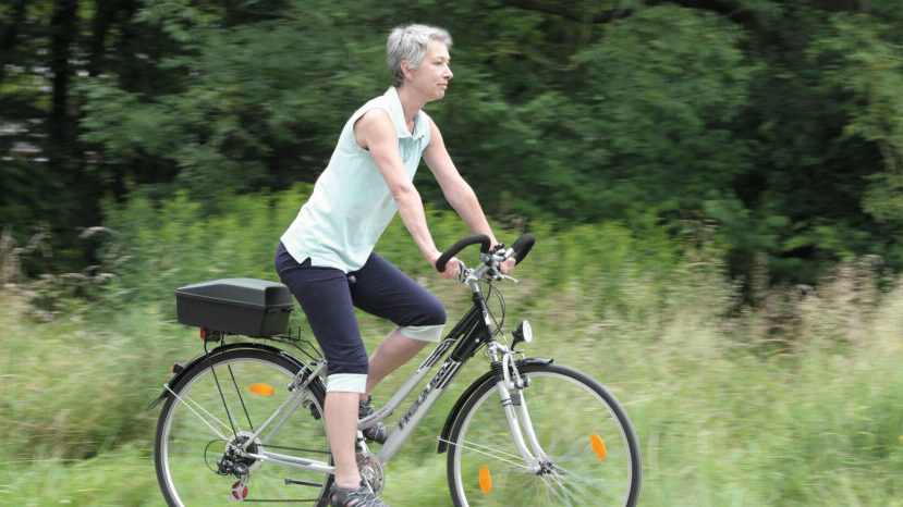 Dieses Bild hat ein leeres Alt-Attribut. Der Dateiname ist Fahrradfahren_Nickel_Uhe_DIAKOVERE_Annastift-1024x683.jpg